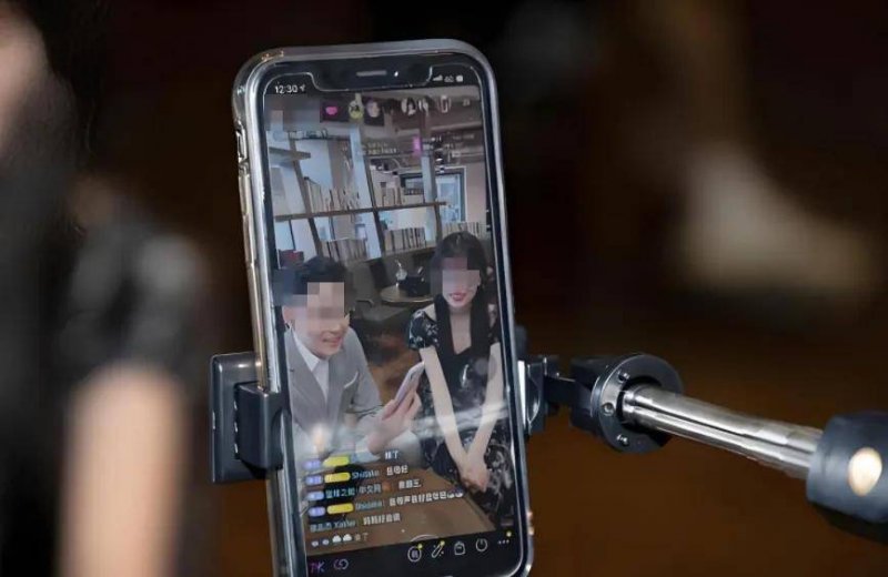 不同平台不同结论：AI帮你填志愿，“不会比人做得好”